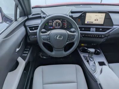 2024 Lexus UX — photo 16 view