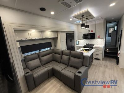 2026 Grand Design Momentum - Photo 7