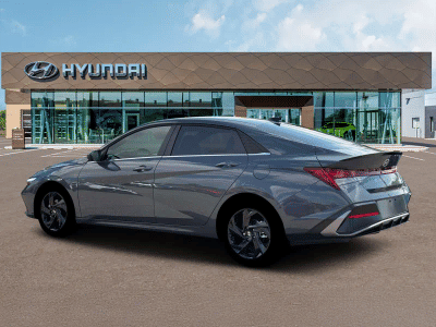 2026 Hyundai Elantra — photo 23 view