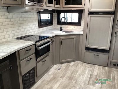 2023 Jayco White Hawk — photo 17 view