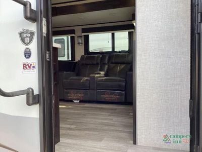 2023 Jayco White Hawk — photo 9 view