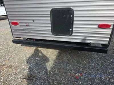 2026 Coachmen RV Catalina Summit Series 8 — photo 17 view