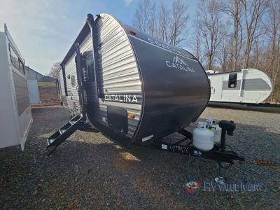 2026 Coachmen RV Catalina Summit Series 8 — rear three-quarter view