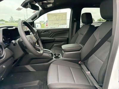 2026 Chevrolet Colorado - Photo 16