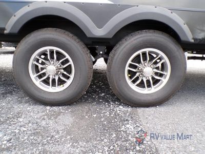 2026 Coachmen RV Adrenaline - Photo 13