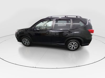 2023 Subaru Forester - Photo 4