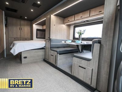 2025 Grand Design Lineage - Photo 16