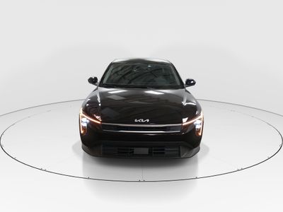 2025 Kia K4 - Photo 2