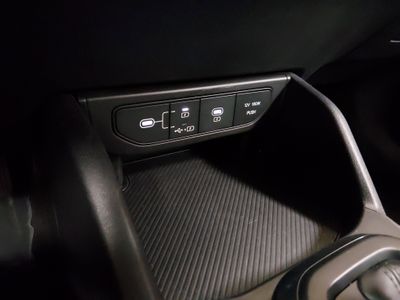 2025 Kia K4 - Photo 17