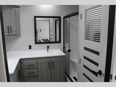 2025 Redwood Regency - Photo 14