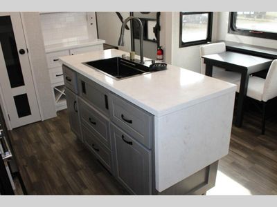 2025 Jayco North Point - Photo 9