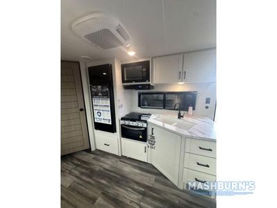 2025 Jayco Jay Flight SLX - Photo 21