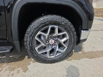 2026 GMC Sierra 1500 — photo 16 view