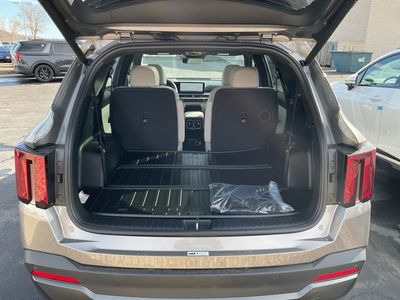 2026 Kia Sorento Hybrid — photo 17 view