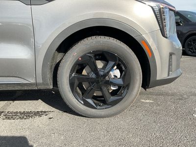 2026 Kia Sorento Hybrid — photo 16 view
