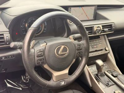 2020 Lexus IS - Photo 22