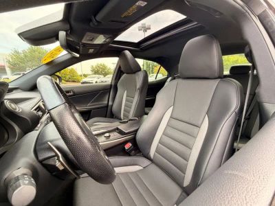2020 Lexus IS - Photo 25