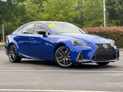 2020 Lexus IS - Photo 2