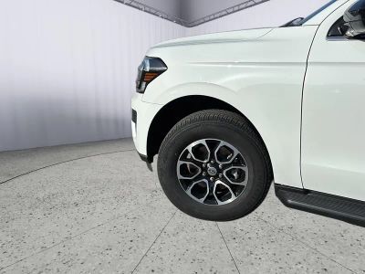 2023 Ford Expedition — rear three-quarter view
