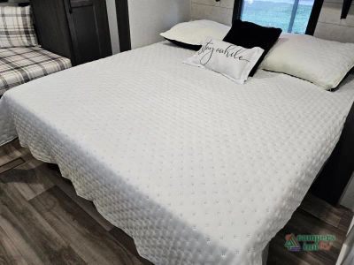 2026 Venture RV SportTrek Touring Edition — photo 48 view