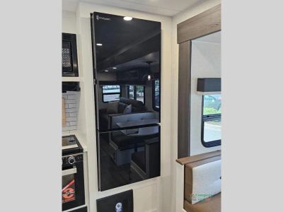 2026 Venture RV SportTrek Touring Edition — photo 27 view