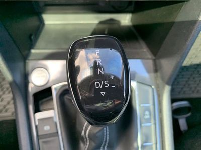 2022 Volkswagen Tiguan SE - Photo 24