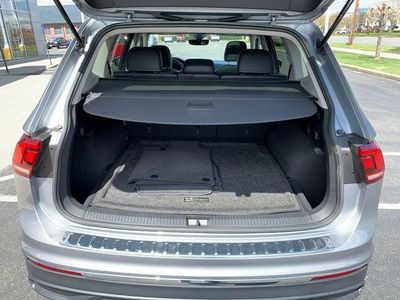 2022 Volkswagen Tiguan SE - Photo 26