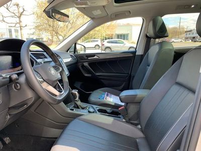 2022 Volkswagen Tiguan SE - Photo 15