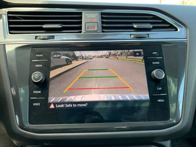 2022 Volkswagen Tiguan SE - Photo 23
