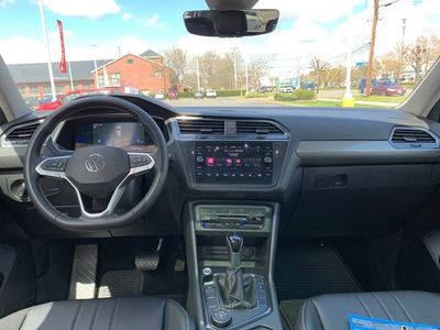 2022 Volkswagen Tiguan SE - Photo 16