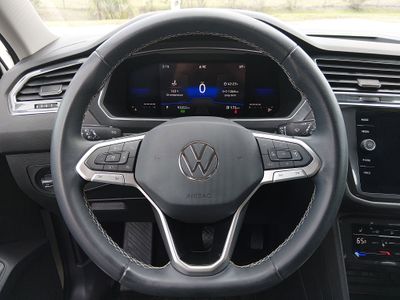 2023 Volkswagen Tiguan - Photo 12