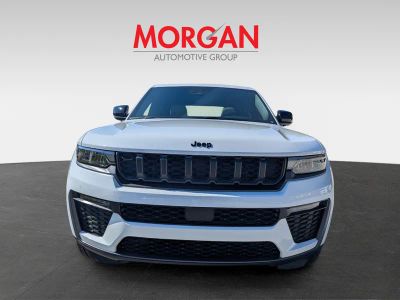 2026 Jeep Grand Cherokee — side profile view