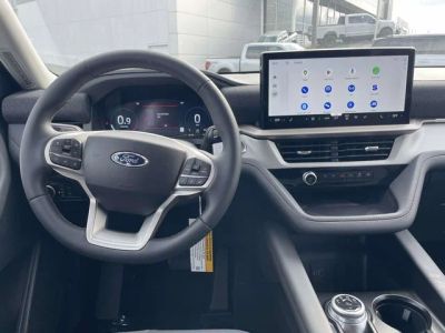 2026 Ford Explorer — photo 10 view