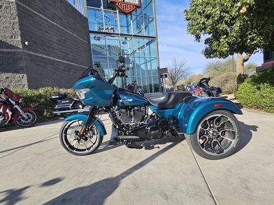 2026 Harley-Davidson FLTRT - Road Glide 3 - Photo 4