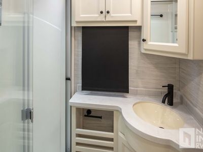 2026 Tiffin Motorhomes Allegro Bay - Photo 26