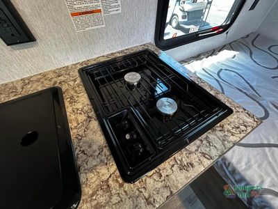 2025 Sunset Park RV Sun Lite LTD — photo 18 view