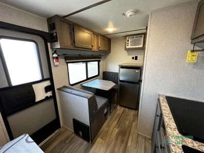 2025 Sunset Park RV Sun Lite LTD — photo 14 view