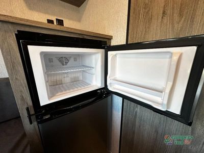 2025 Sunset Park RV Sun Lite LTD — photo 23 view