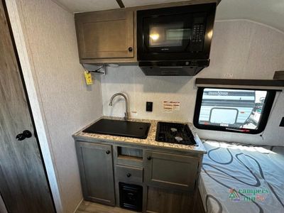 2025 Sunset Park RV Sun Lite LTD — photo 17 view