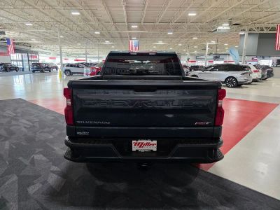 2020 Chevrolet Silverado 1500 — interior view