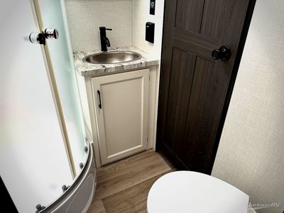 2025 Venture RV SportTrek - Photo 18
