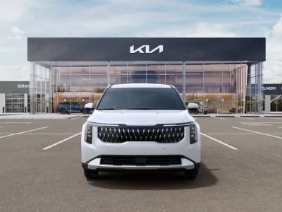 2026 Kia Carnival — side profile view