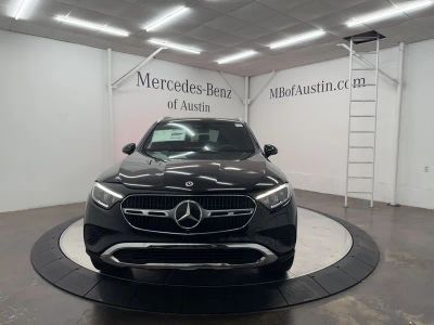 2026 Mercedes-Benz GLC - Photo 2