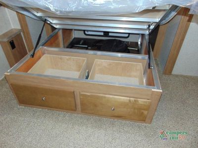 2017 Forest River RV Rockwood Ultra Lite - Photo 29