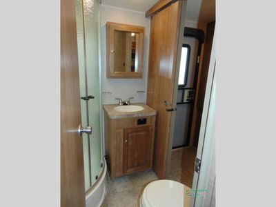 2017 Forest River RV Rockwood Ultra Lite - Photo 20