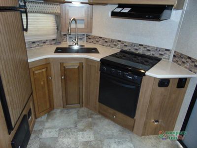 2017 Forest River RV Rockwood Ultra Lite - Photo 15