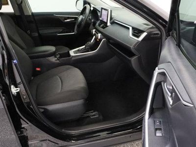 2025 Toyota RAV4 AWD — photo 37 view