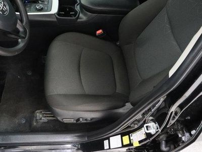 2025 Toyota RAV4 AWD — photo 15 view