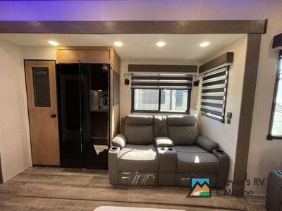 2024 Forest River RV CHEROKEE WOLF PACK DIAMOND PACKAGE - Photo 9