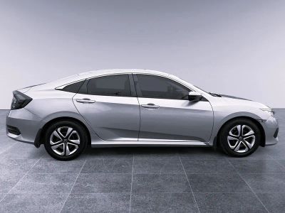 2018 Honda Civic — detail view